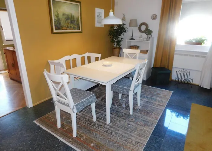 Vali's Paradise Holiday home